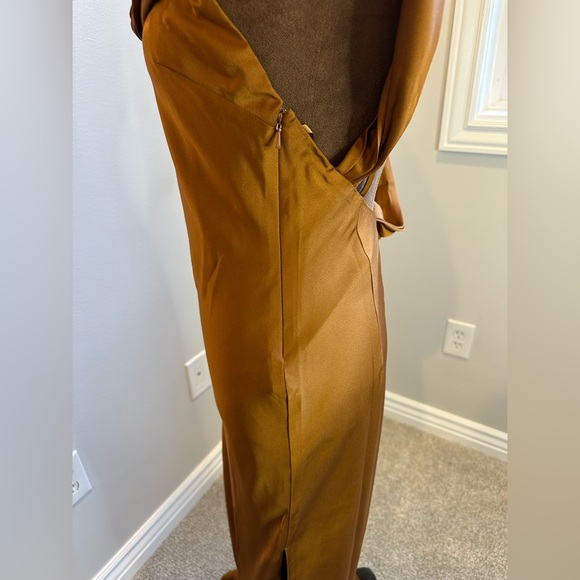 FAME and PARTNERS Francois Bronze Gown - Picture 8 of 13